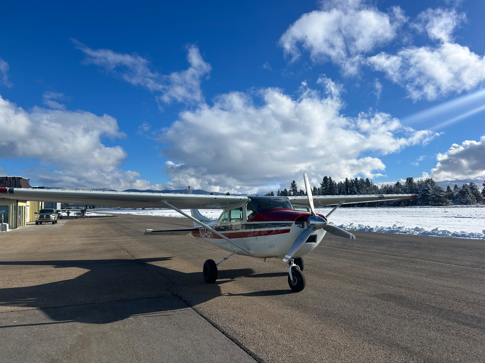 Cessna 182 N3148R on a snowy ramp at McCall